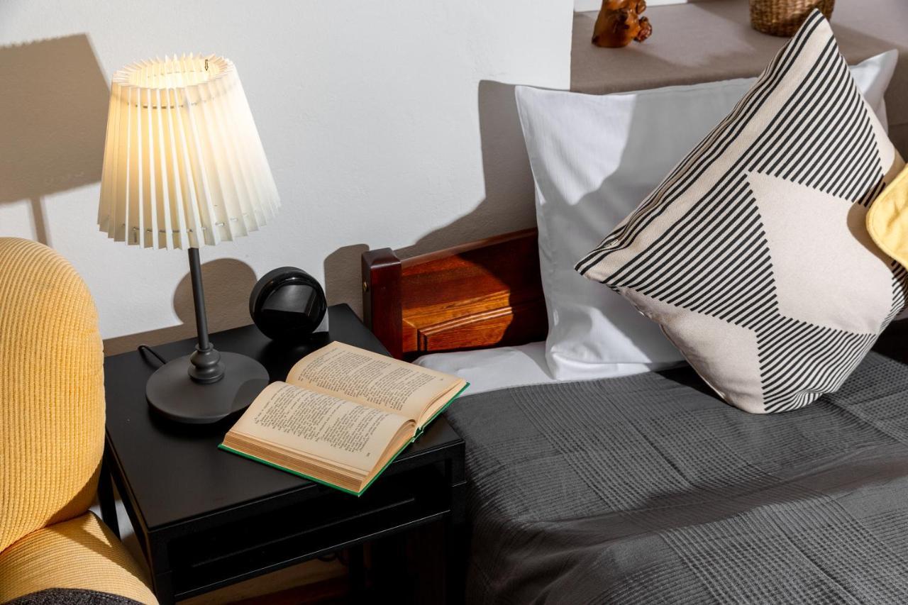 Classy Apartments Charles Bridge Прага Экстерьер фото