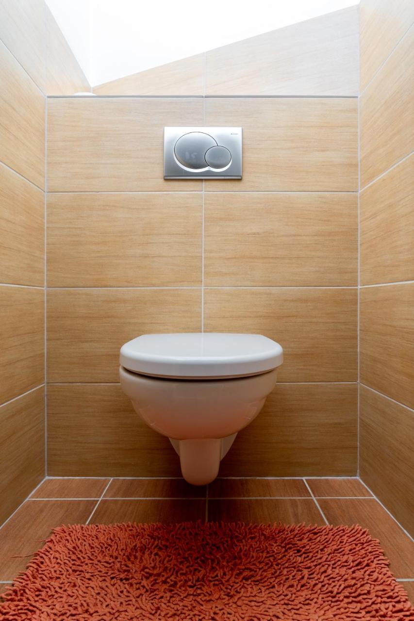 Classy Apartments Charles Bridge Прага Экстерьер фото